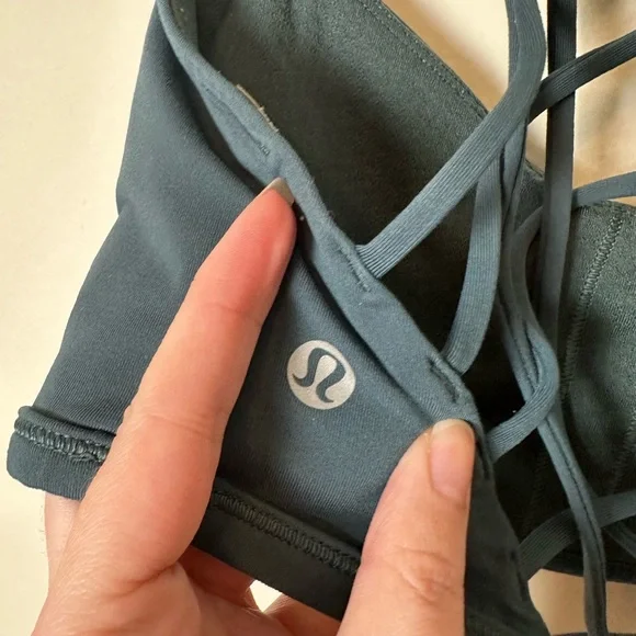 Lululemon Free To Be Bra Wild Teal Shadow Sports Bra 8 - Picture 7 of 8
